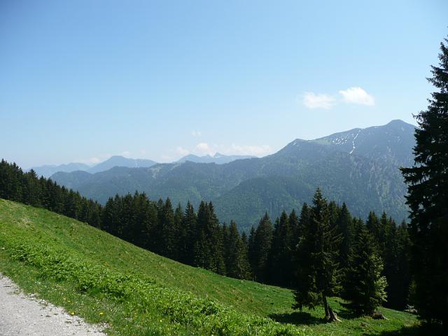 TAV0905_00056.jpg
