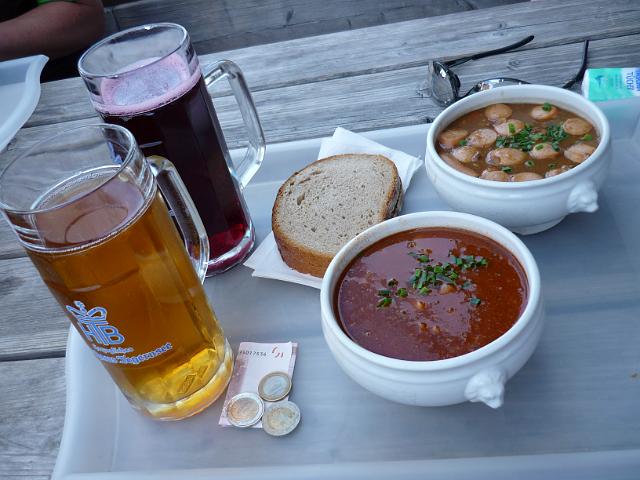 TAV0905_00065.jpg